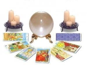Teaching Yourself Tarot: How do you know the right way to read the cards?