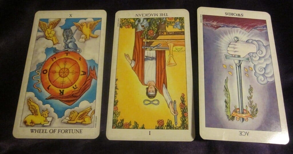 Everyday Tarot, 07/04/11: Showing Up for the Show!