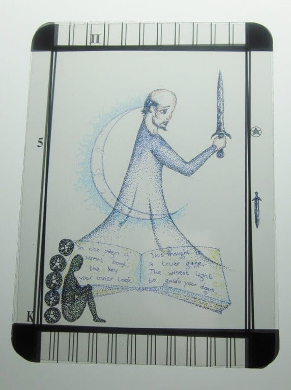Everyday Tarot 07/27/11: Cutting Losses