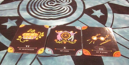 08/30/11: Cycle of Support | Six of Pentacles, Ten of Cups, Three of Wands