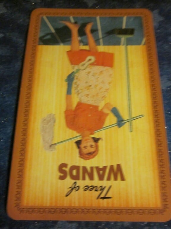 08/27/11: Job (Almost) Well Done | Reversed Three of Wands Everyday Tarot