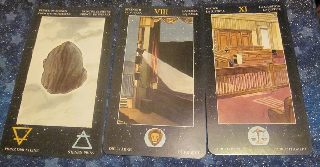 08/04/11: Your Part in the Show | Knight of Pentacles, Strength & Justice