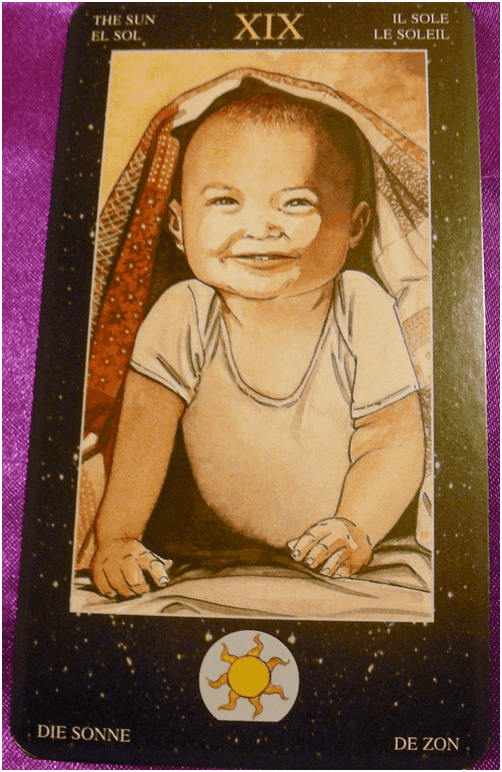 Zodiac Tarot Deck Review