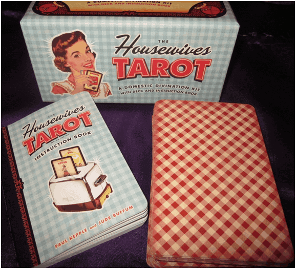 Review of the Housewives Tarot Deck