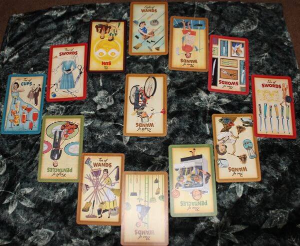 2016 Holiday Tarot Special