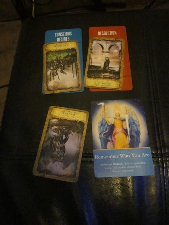 Don’t Poke Wasp Nests – Weekend Flow Tarot, July 26 – 27