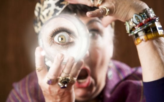 8 Ways to Spot a Psychic Fraud