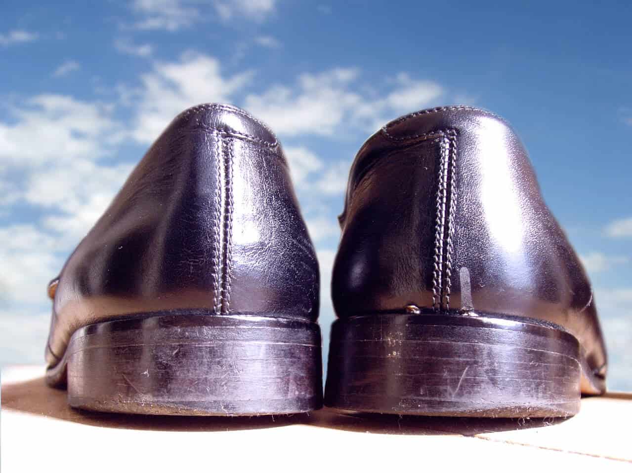 Edge of Something: Eclipse Week Tarot Forecast, Mar 21 - 27 Everyday Tarot