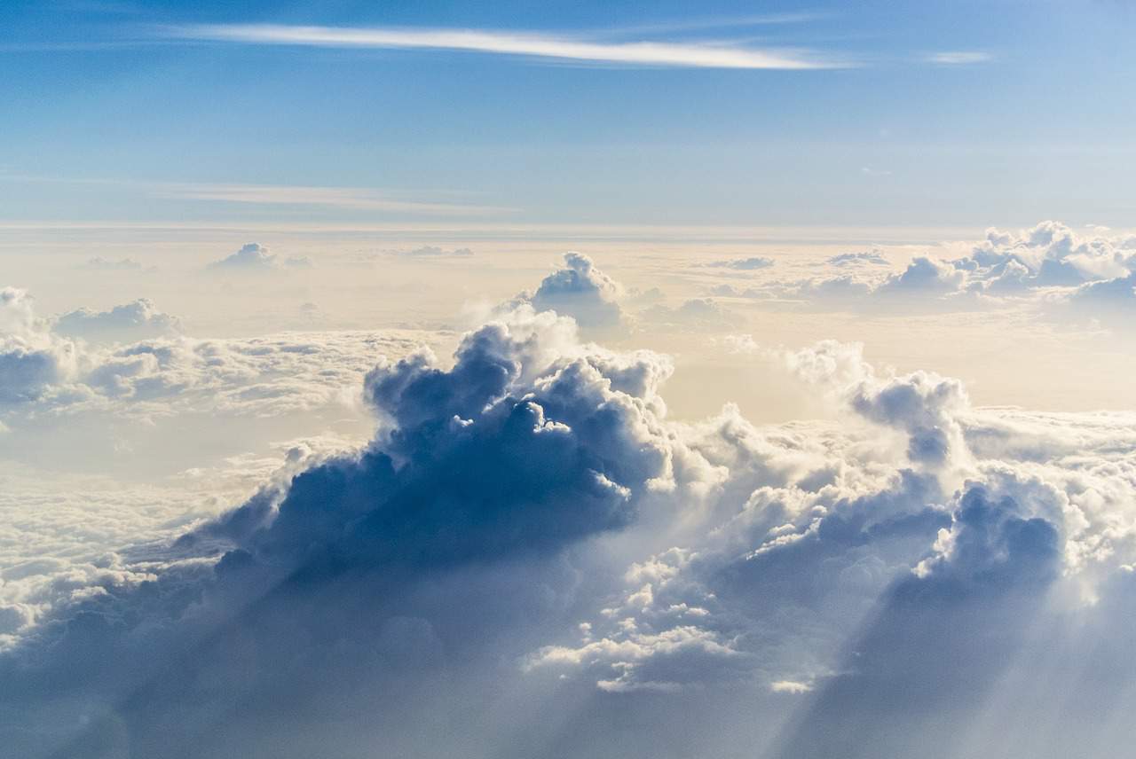 Get Off of My Cloud: Weekly Tarot, July 18 - 24 Everyday Tarot