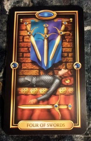 4-of-swords-gilded-tarot 4-of-swords-gilded-tarot